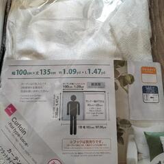 マットレスカバー、レースカーテンの画像
