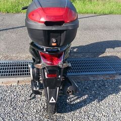 ボックス付き.PCX125.シグナス.ADV125.トリシティ.始動動画の画像