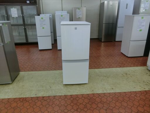 ID 647824 　シャープ２ドア　137L　２０１８年製　SJ-14E5-KW