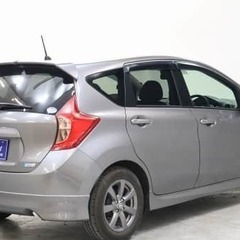 【自社ローン対象】日産　ノート　スマートキー　アルミホイール　バックカメラの画像