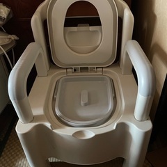 ポータブルトイレ　美品の画像