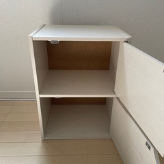 2段　扉付きカラーボックスの画像