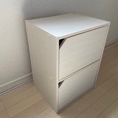 2段　扉付きカラーボックスの画像