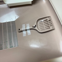 【未使用】ユニ・チャーム デオトイレ 快適ワイド 本体＋トイレシート＆砂セットの画像