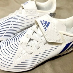 【新品未使用】17cm adidasプレデター の画像