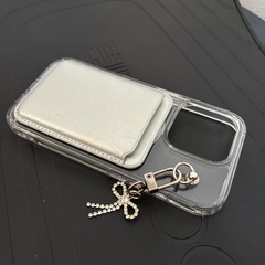 iPhone15Pro  マグネットカードケース付きの画像
