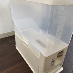 【美品】米びつ
の画像