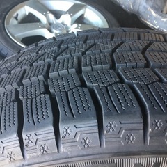 225/45R18 アルミホイール付スタッドレスタイヤ 4本セットの画像