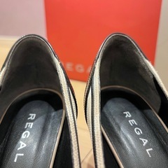 REGAL リーガル　パンプス　24.5cmの画像