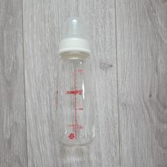 ピジョンガラス哺乳瓶の画像