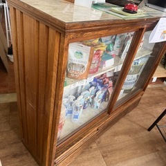 什器　店舗カウンターの画像