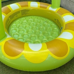 幼児用 家庭用ビニールプール ひまわり日除け付きの画像