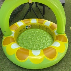 幼児用 家庭用ビニールプール ひまわり日除け付きの画像