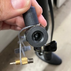 2507-564 あさひH2008-8D 自転車用 樹脂ポンプ 付属品あり バラ売り不可　中古 現状お渡し の画像
