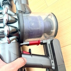 【7/31午前中に引取りにきていただける方限定】Dyson（ダイソン）コードレス掃除機 V6 Motorheadの画像