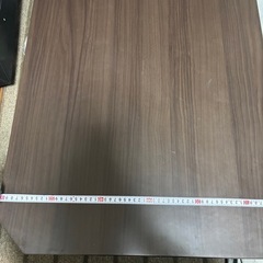 折りたたみテーブルの画像