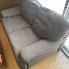 2人掛けソファ
の画像