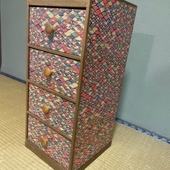 昭和レトロな和風の棚の画像