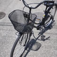 自転車　黒　シティサイクルの画像