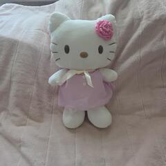 ハローキティちゃんのぬいぐみの画像