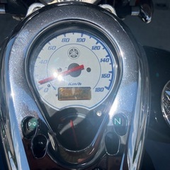 車検R7.10月迄！YAMAHA ドラックスター400 カスタム　VH01J 初年度登録H16年　純正イモビライザー付き　機関良好　外装オールペイント済みの画像