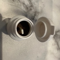 ヌマエビの餌の画像