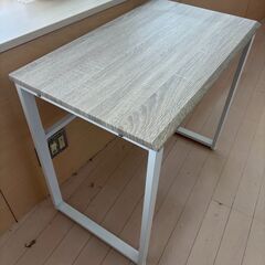 【セットなら無料】パソコン用デスク2台、キッチンワゴン1台、キッチン用作業台1台の画像