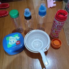 お重箱、スタンド、小さいやかんなど　いかがでしょうか？の画像