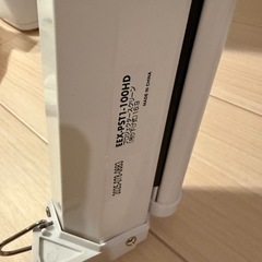 (新品未使用)4K対応100インチスクリーンの画像