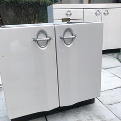 キッチンシンクとガスコンロの画像