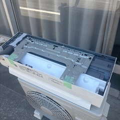 【安心の美品2024年製‼️】日立白くまくんエアコンRAS-D22NBK 6畳用の画像