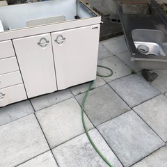 キッチンシンクとガスコンロの画像