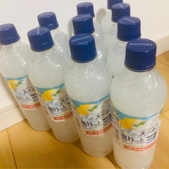 【清涼飲料水:10本】サントリー 天然水 きりっとヨグ［朝摘みレモン&ヨーグルト味］ 贅沢仕上げ 590ml 未開封10本 の画像