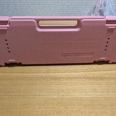 ピアニカ　鍵盤ハーモニカピンク奥の画像