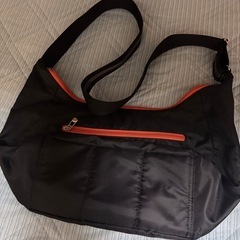 adidasショルダーバック　中古の画像