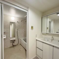 憧れのペニンシュラキッチンが主役！最新リノベ物件をご紹介🏠の画像