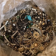 イミテーション  メッキアクセサリーの画像