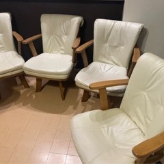 ダイニングテーブル+椅子4脚セットの画像
