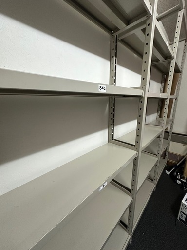 中古　業務用スチール棚4連結