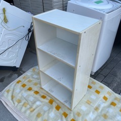 【0円】カラーボックス・幅47.5×奥行29.5×高さ89cm・無料の画像