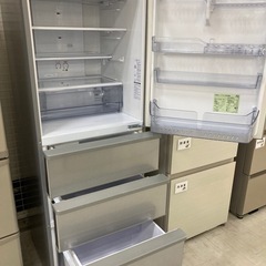 取りに来れる方限定！AQUAの４ドア冷蔵庫です！の画像