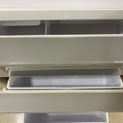 取りに来れる方限定！AQUAの４ドア冷蔵庫です！の画像