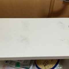 カウンター下収納の画像