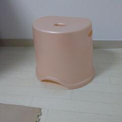 お風呂の椅子の画像