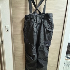 【美品】 IGNIO スキーウェアー上下セット　ミッキロゴ入り　グローブ付きの画像