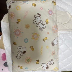 nishikawa ミニベッド用、掛け布団と枕の画像