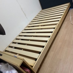シングルベッド　マットなしの画像