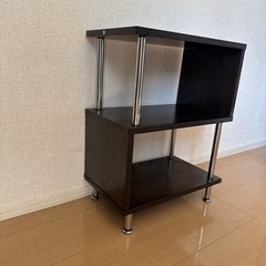 ベッドサイドテーブルの画像