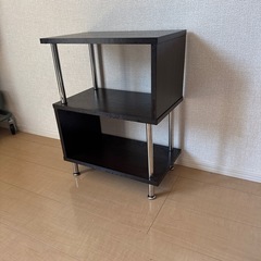 ベッドサイドテーブルの画像