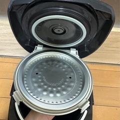 タイガー　炊飯器　TIGER JKJ-V100の画像